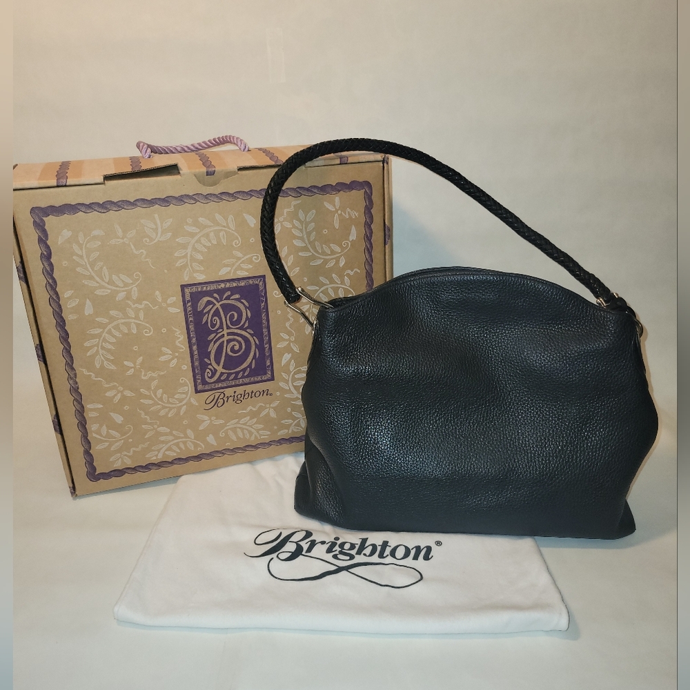 EUC BRIGHTON Pebbled Leather Shoulder Bag - Black
